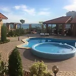 Albizia Гостевой дом 3*