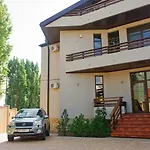 Albizia Guest house 3*