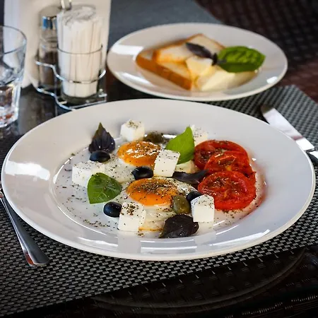 Albizia Guest house Odesa